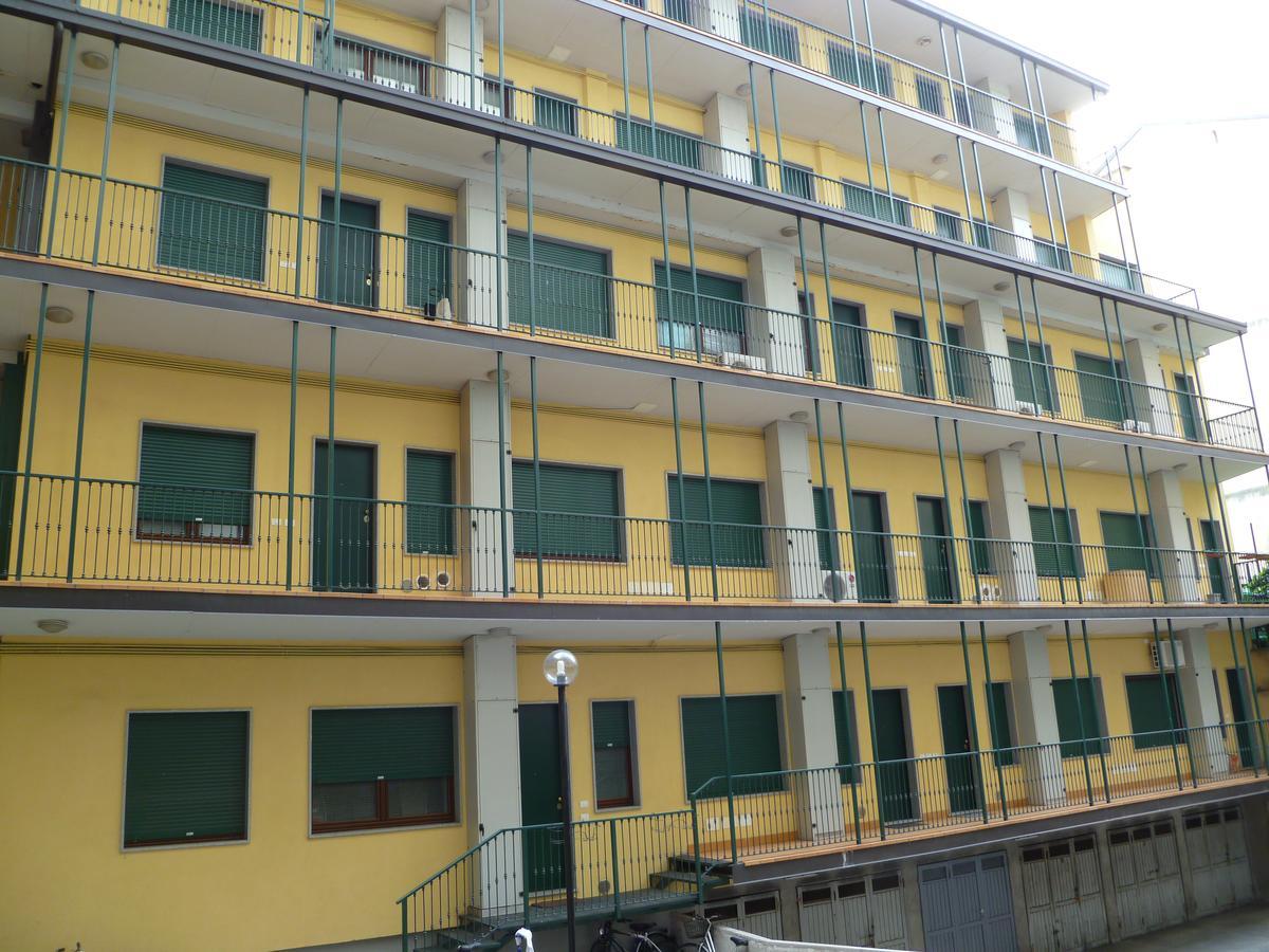 Easy Milano Apartment Navigli Exterior photo